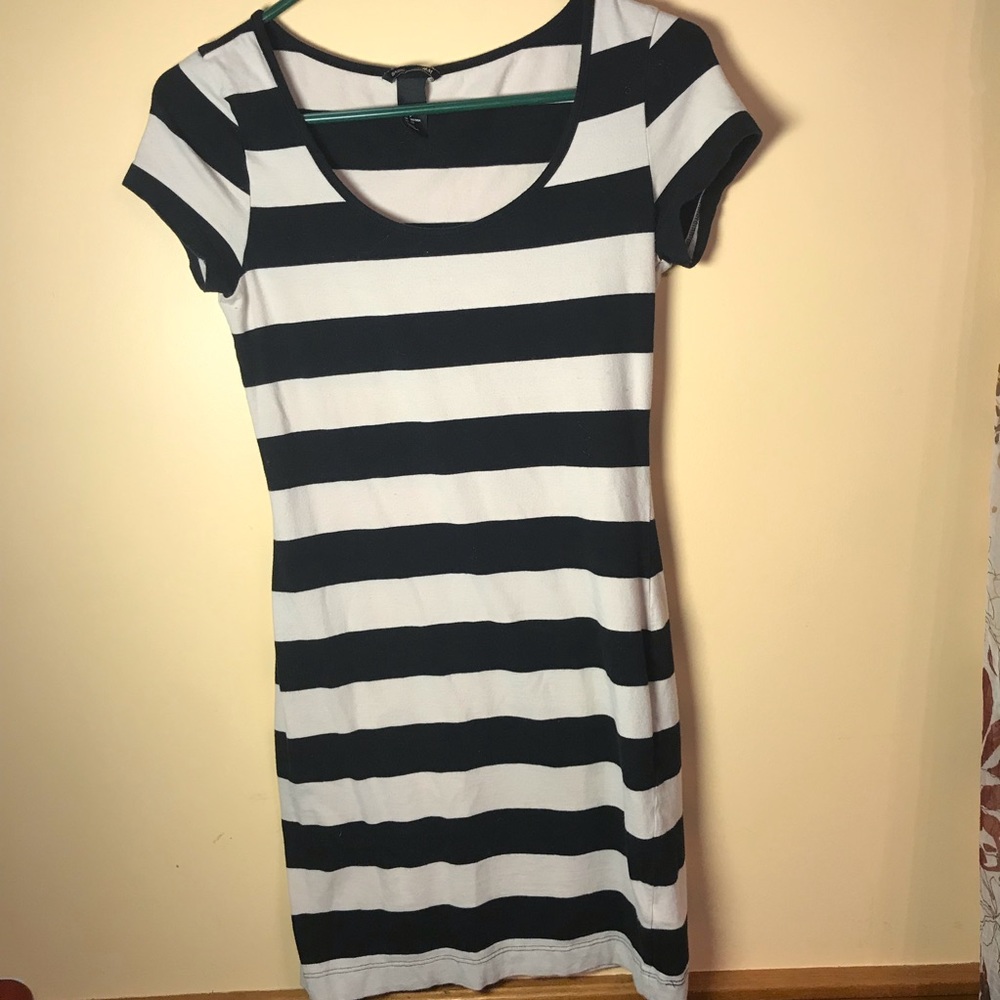 •H&M B&W Striped Cotton Dress•Size Small•